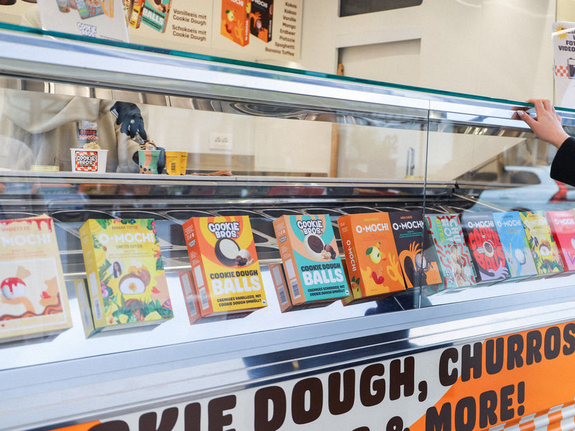 Klassische Eiscreme ist viel zu langweilig?! - Cookie Bros. und O-MOCHI machen die besseren Sommer-Snacks