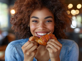 A los jóvenes les gusta comer carne de ave con frecuencia