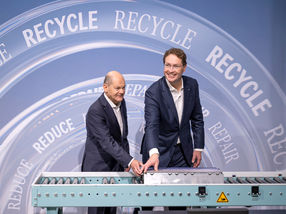Mercedes-Benz schließt den Batterie-Kreislauf mit eigener Recyclingfabrik