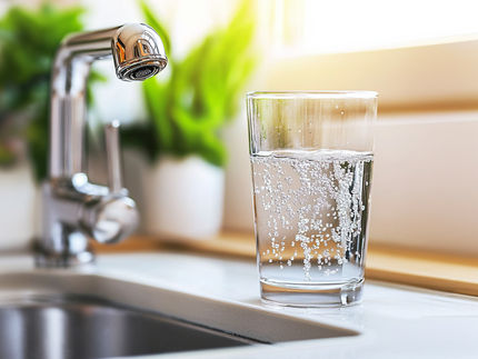 Durchbruch: Bislang unbekannte Verbindung in chloraminiertem Trinkwasser identifiziert