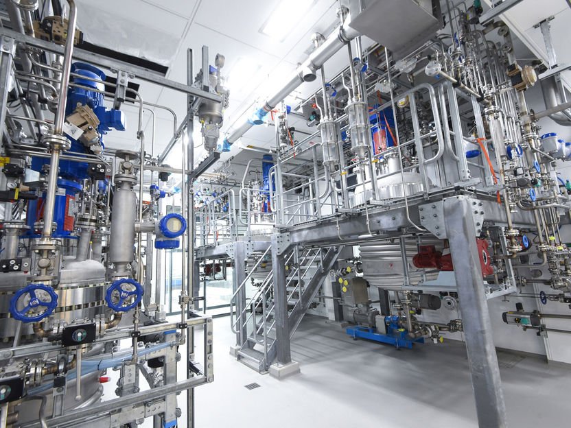 BASF weiht neues Forschungs­techni­kum für Kataly­sator­ent­wicklung und Feststoff­verfahrens­technik ein - Stärkung des Forschungsstandorts Ludwigshafen: Investition eines hohen zweistelligen Millionen-Euro-Betrags