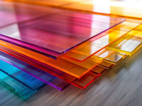 Complete breakdown of PMMA plastic into its building blocks