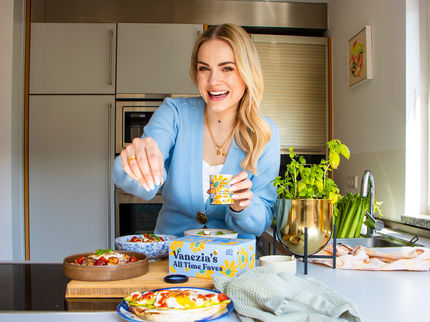 Just Spices und Vanezia Blum bringen ihre zweite Co-Creation auf den Markt