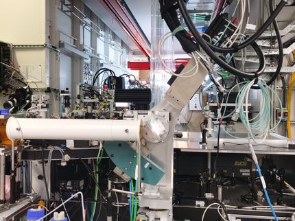 A pioneering spectrometer for hard X-rays at European XFEL