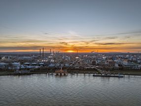 Wichtiger Meilenstein für Hydrogenious LOHC: Offizielle Genehmigung für Storage Plant ‘Hector’ erteilt