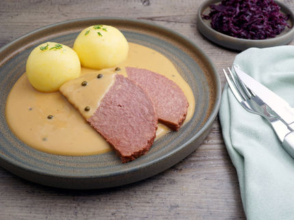 RAPS präsentiert Compoundlösung für vegane Braten