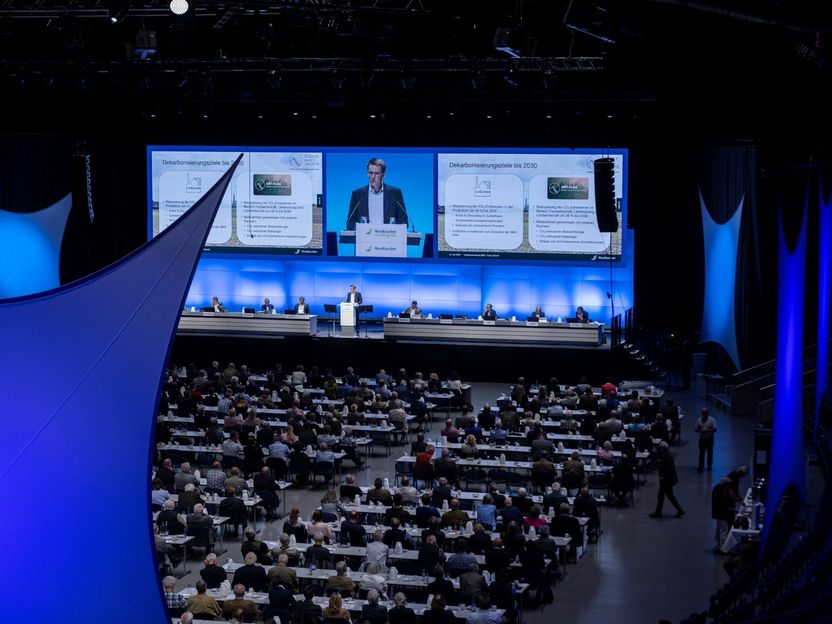Risultati aziendali positivi e strategia chiara in un contesto di mercato difficile - L'Assemblea generale conferma il corso