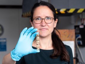 Materials science meets medicine: Why implants fail