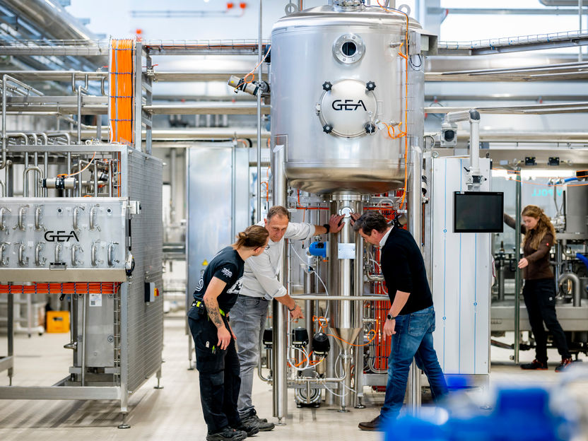 Linea di processo su scala pilota per la scienza delle bevande - GEA fornisce un impianto scalabile all'Università di Geisenheim