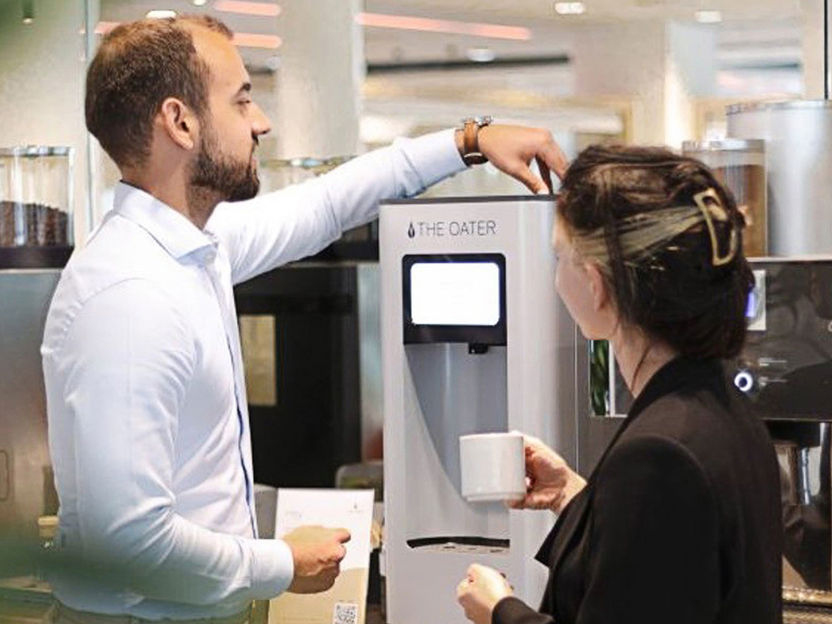 Leite de aveia fresco em apenas alguns passos: produção fresca e personalizada no local - A DBU apoia a start-up OIY Solutions com 125 000 euros