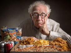 Les personnes âgées réduisent leur consommation d'aliments ultra-transformés pour améliorer leur métabolisme et pas seulement leur poids