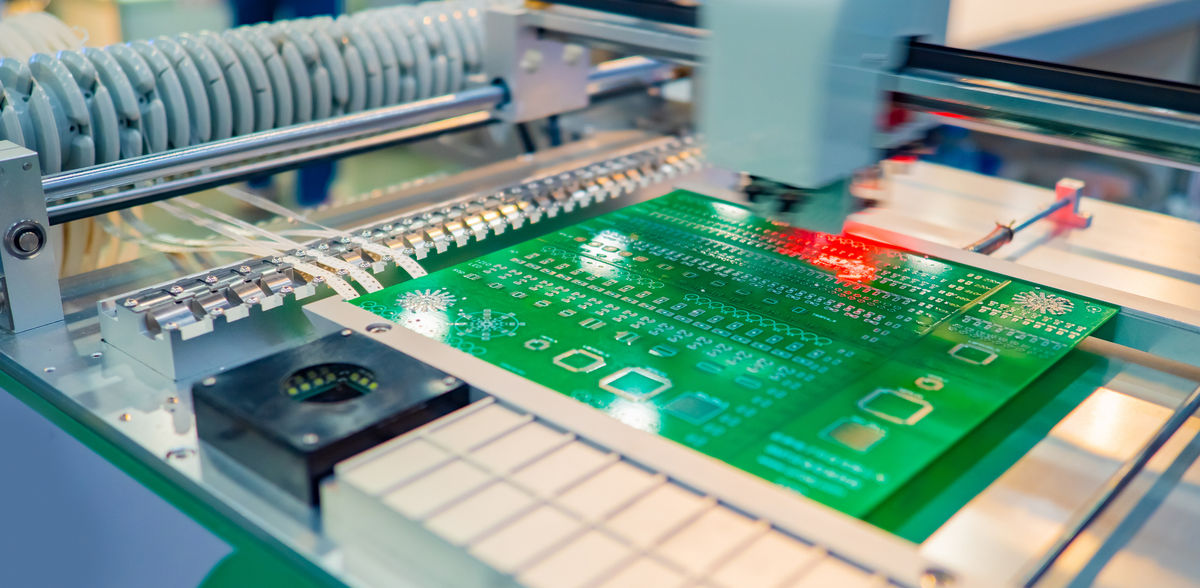 SABIC expande a capacidade de oligômeros de PPE para PCBs de data center de IA e 5G