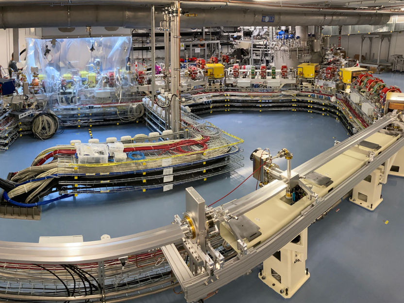 Accélérateur d'électrons compact pour le traitement des eaux contaminées par des PFAS