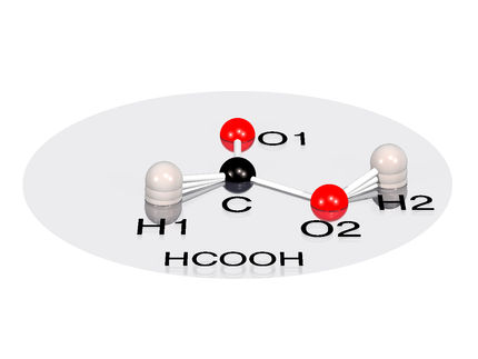 A molécula de ácido fórmico treme na terceira dimensão