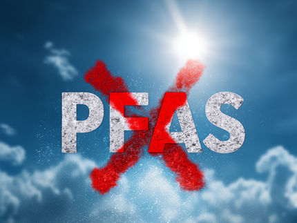 Una nuova tecnologia potrebbe utilizzare la luce del sole per scomporre le "sostanze chimiche per sempre