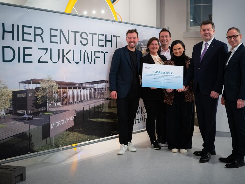 Empresa alemã de biotecnologia escolhe a Saxónia-Anhalt para instalações de produção de proteínas - A MicroHarvest depende do melaço regional como matéria-prima e de cadeias de abastecimento curtas em tempos de incerteza