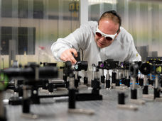 Producción más eficaz de nanopartículas mediante láser