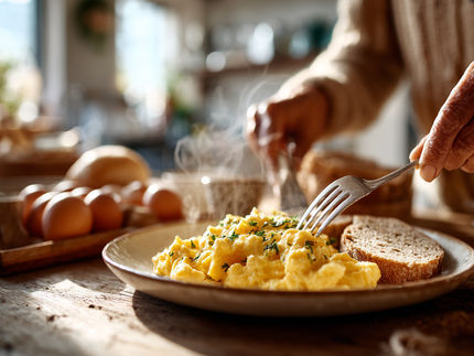 Egg consumption is associated with a lower risk of Alzheimer’s Disease