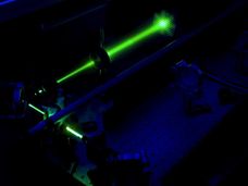 Holografia e espetroscopia: método de microscopia ultra-rápida para processos ópticos