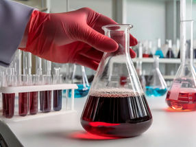 Pyrolysis oil instead of crude oil: Faster fluorine analysis reduces the risk for refineries