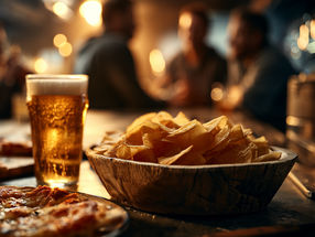 Why alcohol triggers cravings for chips and pizza