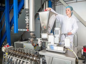 Crespel & Deiters skaliert Trockenextrusion von Happy Plant Protein in den industriellen Maßstab
