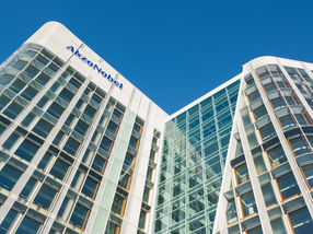 AkzoNobel und Axalta werden nach der Fusion „Axanzo“ heißen