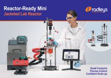 Ein kleiner ummantelter Laborreaktor, der Gefäße von 50 ml bis 500 ml aufnehmen kann