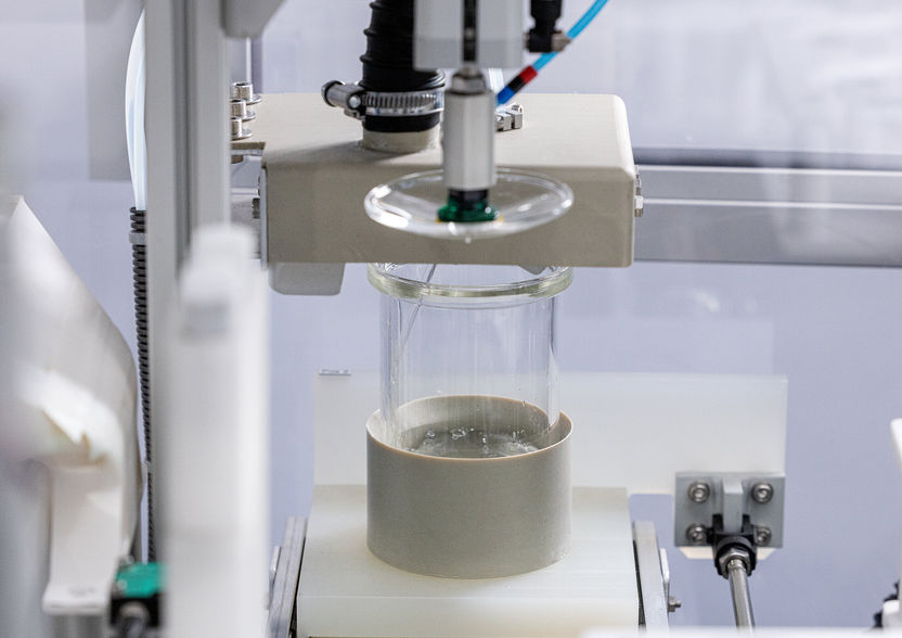 Manipulation fiable de différents types de récipients