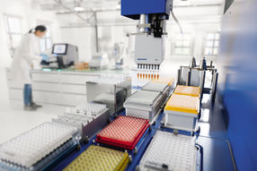 Voll bestückter epMotion 5075 worktable