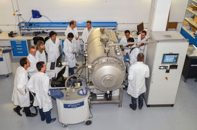 UL5000 - Kundenanwendung bei ITER: Dichtheitsprüfung von sehr großen Vakuumkomponenten für den Kernfusionsversuchsreaktor in Frankreich