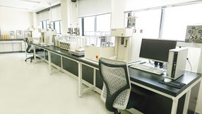 Labor in der Mountech Zentrale in Tokyo