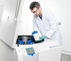 The high-performance centrifuge features impressive capacity of up to 12 x 1,000 ml in a swing-out rotor or 6 x 1,000 ml in a fixed- angle rotor.