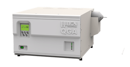 QGA Quantitatives Gas Analysengerät mit Quadrupol Massenspektrometer ist Teil des CATLAB-PCS Systemes