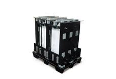 Transport up to 100 liters of frozen products with the Celsius Shippable Storage Module (SSM)