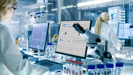 Optimise your laboratory processes with diaLIMS: on-premise or cloud
