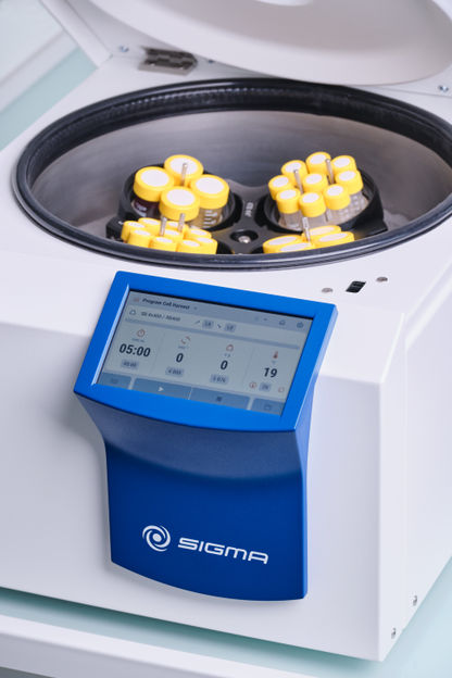 Interfaz de usuario con pantalla táctil a todo color par ...