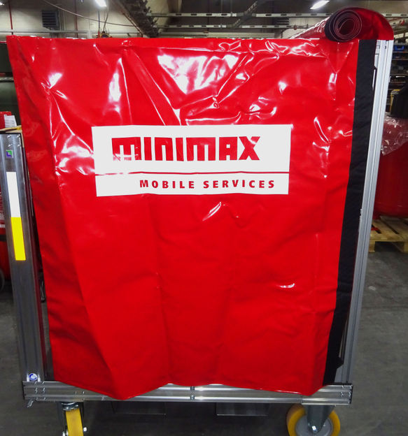 Eine Schutzhaube für die Rollcontainer-Löschanlage ist ...