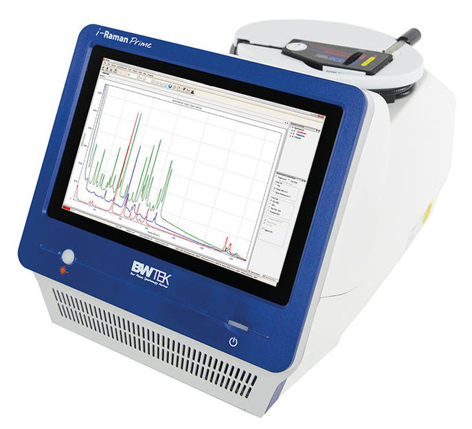 Mobile Raman spectrometer for real-time data analysis on site