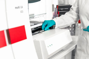 Trabajo de laboratorio con el multi EA 4000