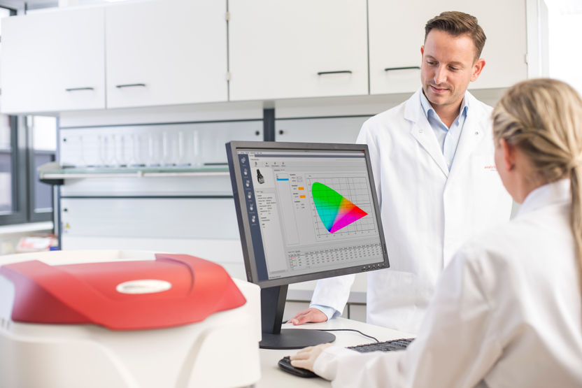 Trabajo de laboratorio con el SPECORD PLUS