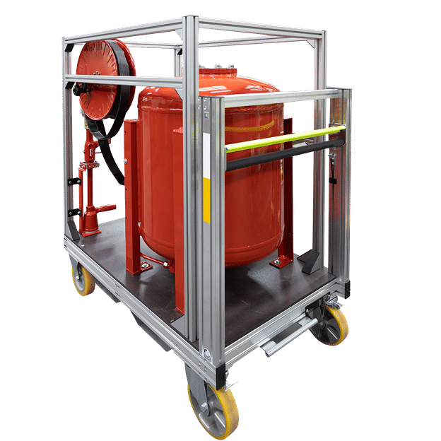 Mobile Löschanlage P 250 auf Rollcontainer. Gut zu sehen ...