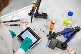 Wireless organization - The wireless sensor connection ...