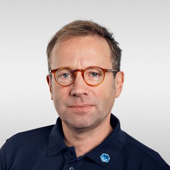 Dr. Christian Schrader