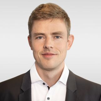 Dr. Daniel Frese